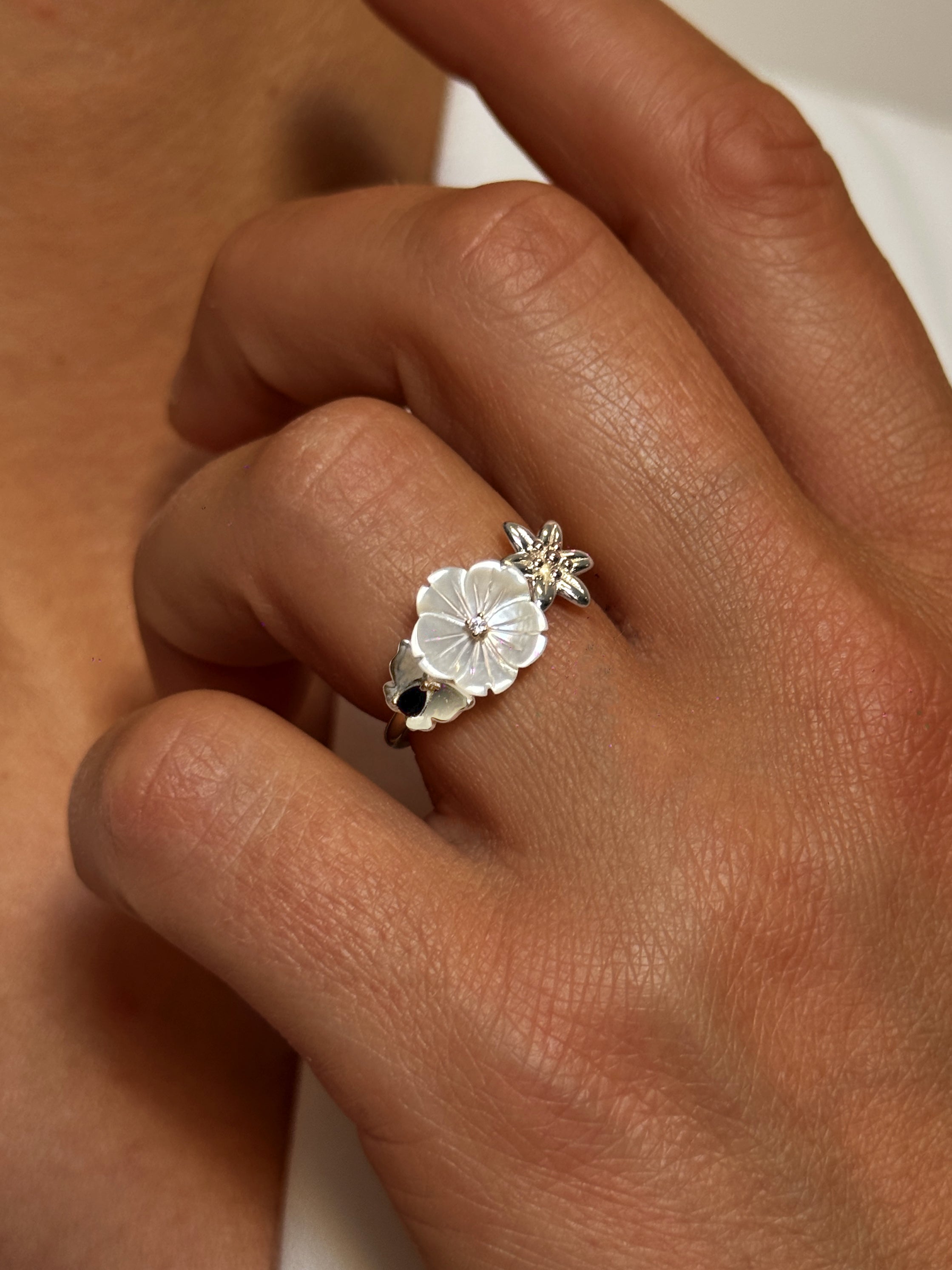 Bague en Argent 925 doré Or jaune et rose 18k assemblée de nacre et d'oxyde de zirconium